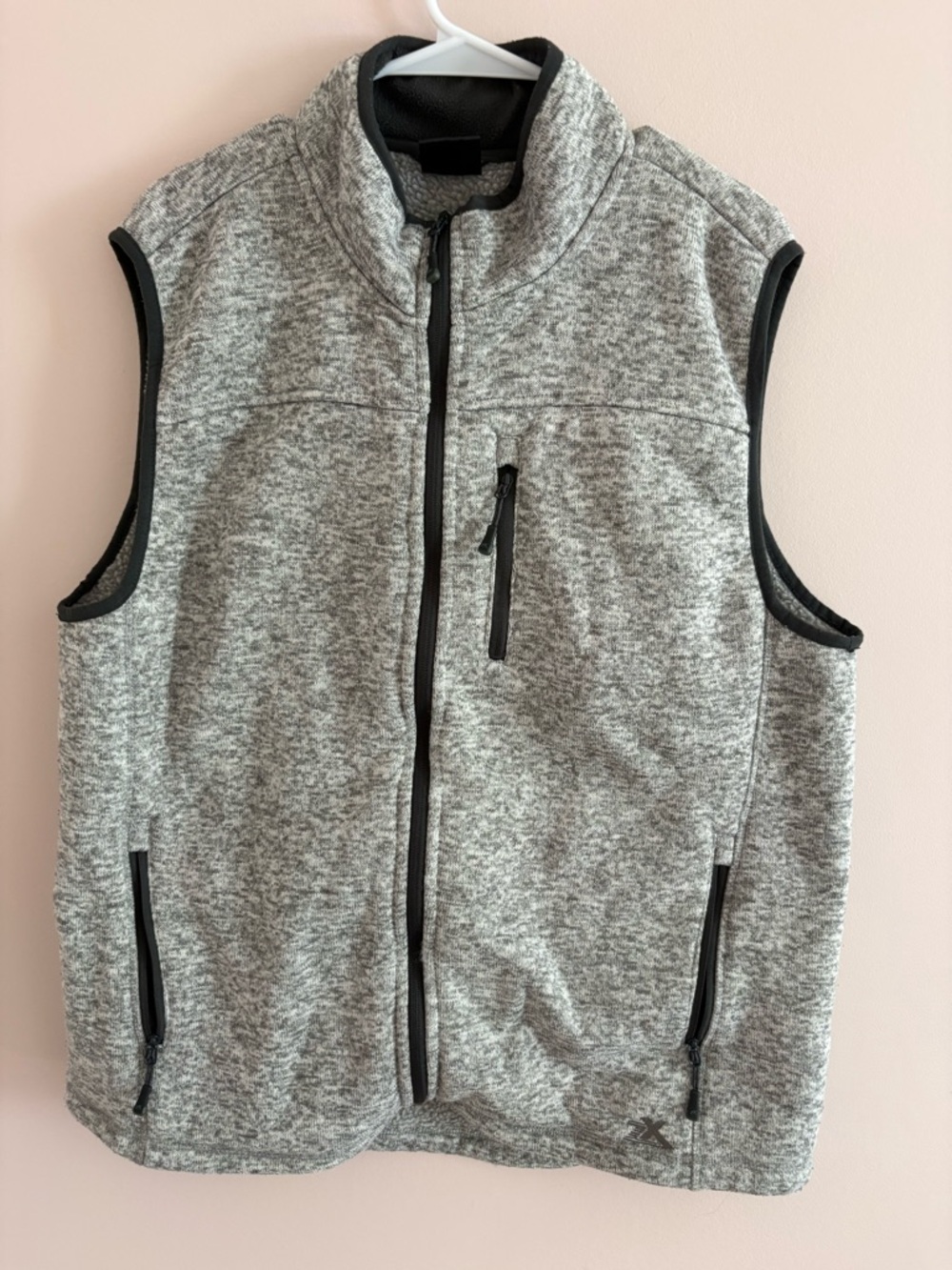 2XU Men's Gray Heather Fleece Vest